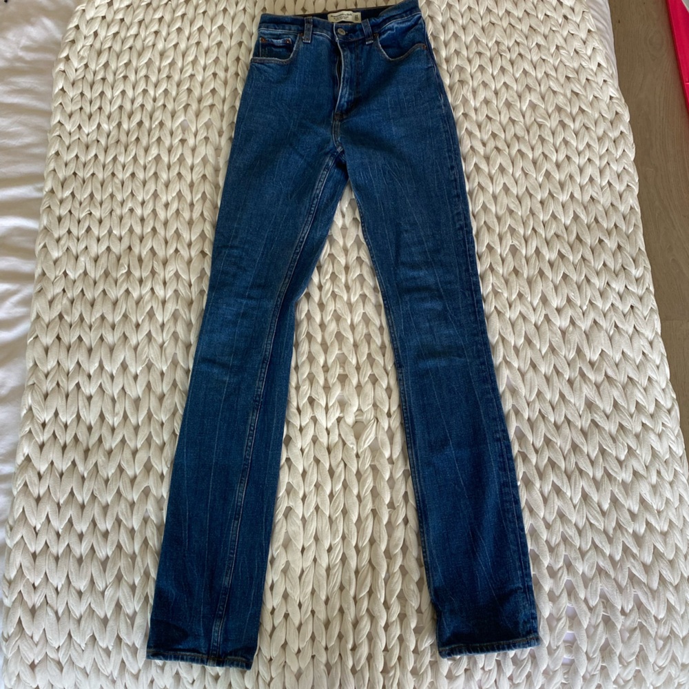 Abercrombie and Fitch 90s straight slim jeans
